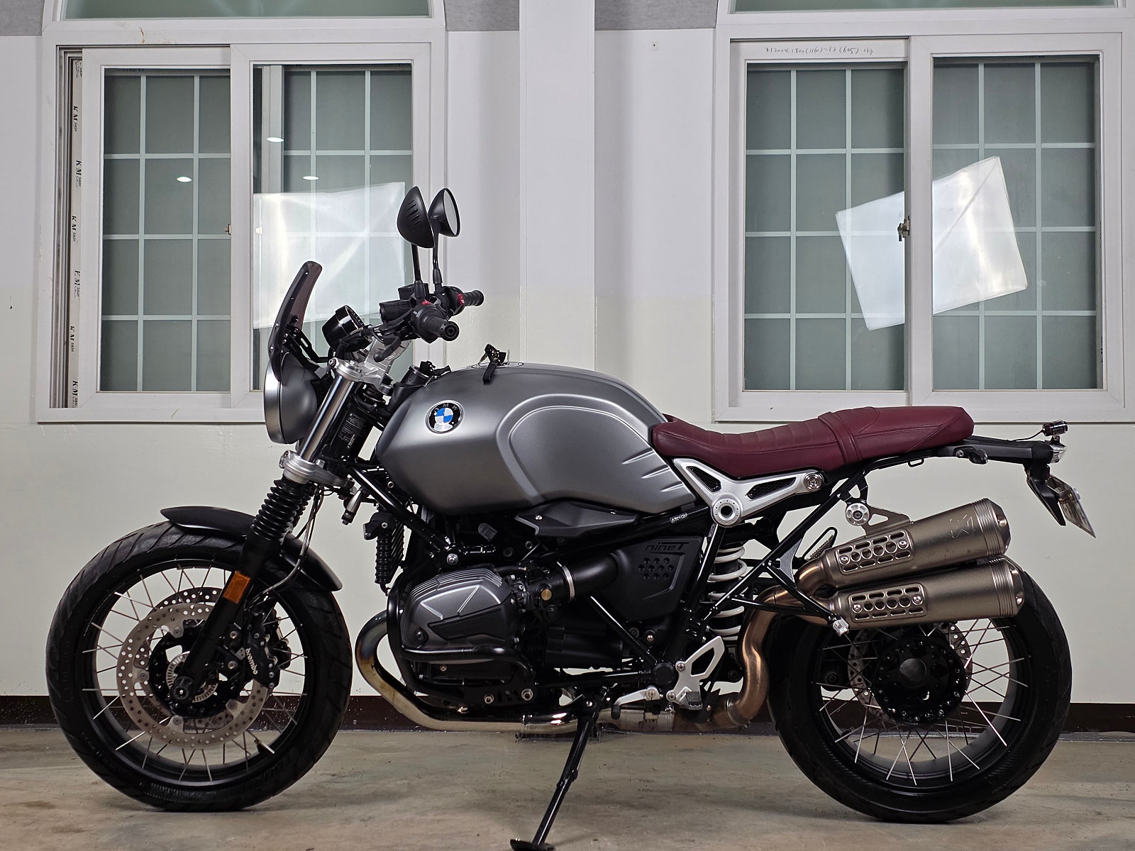 2021년식 BMW-R9T스크램블러 짧은 키로수 판매 / 전국 무료배송 / 사용검사,등록대행OK