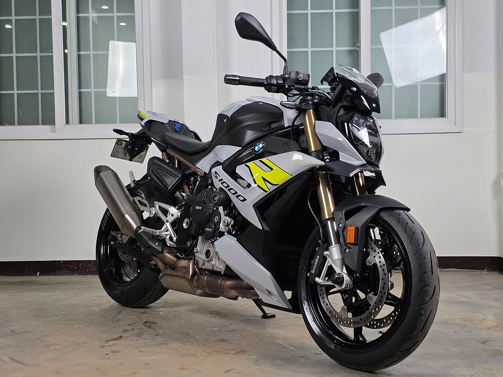 2022년식 BMW-S1000R 깔끔한 바이크 판매 / 전국 무료배송 / 사용검사,등록대행OK