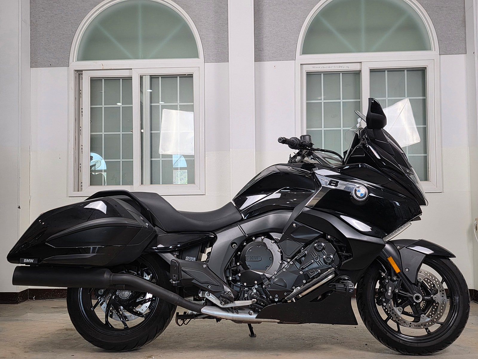 2022년식 BMW-K1600B 레무스 구변 완료 깔끔한 바이크 판매 / 전국 무료배송 / 사용검사,등록대행OK
