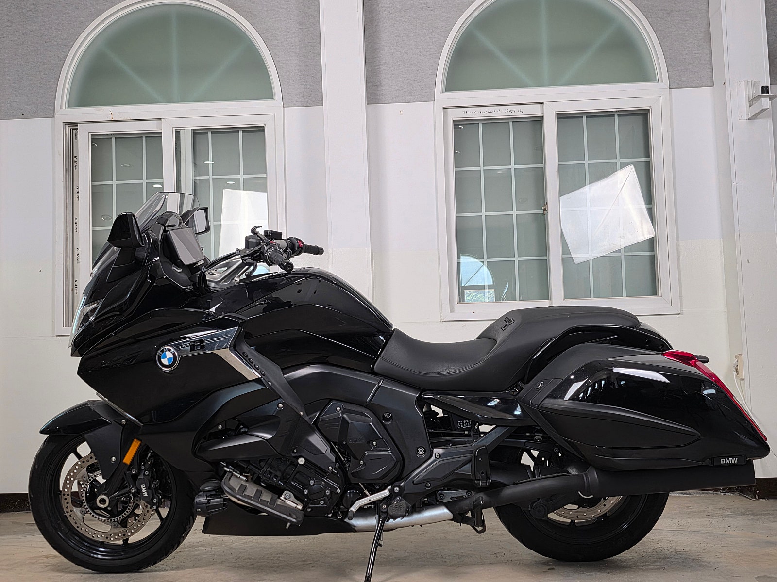 2022년식 BMW-K1600B 레무스 구변 완료 깔끔한 바이크 판매 / 전국 무료배송 / 사용검사,등록대행OK