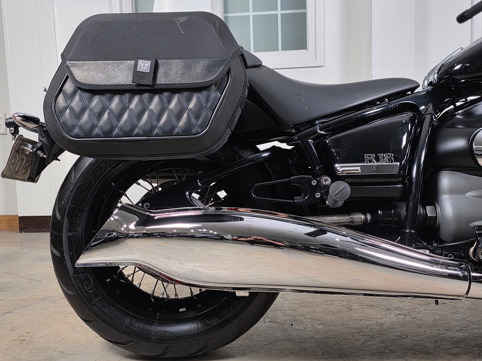 2021년식 BMW-R18 깔끔한 바이크 판매 / 전국 무료배송 / 사용검사,등록대행OK