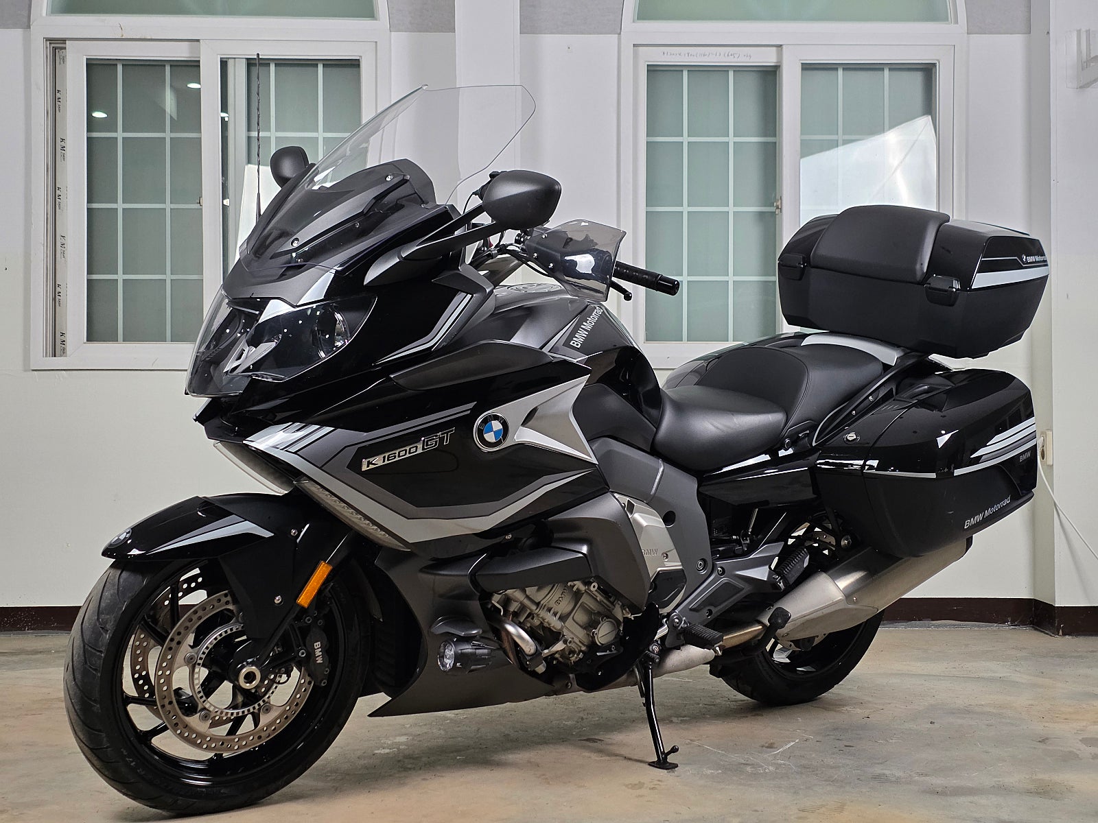 2018년식 BMW-K1600GT 짧은 키로수 깔끔한 바이크 판매 / 전국 무료배송 / 사용검사,등록대행OK