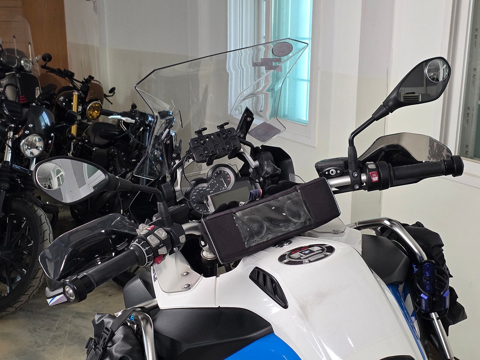 2014년식 BMW-R1200GSA 깔끔한 바이크 판매 / 전국 무료배송 / 사용검사,등록대행OK