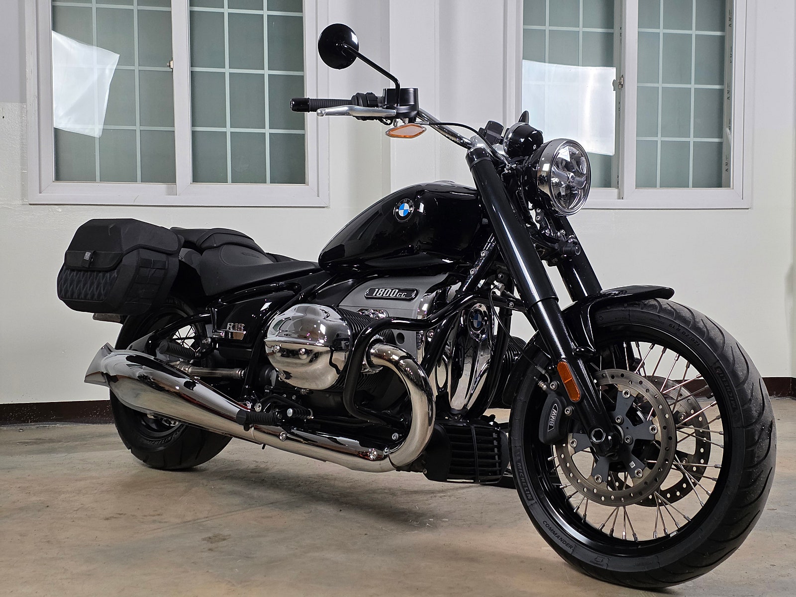 2021년식 BMW-R18 깔끔한 바이크 판매 / 전국 무료배송 / 사용검사,등록대행OK