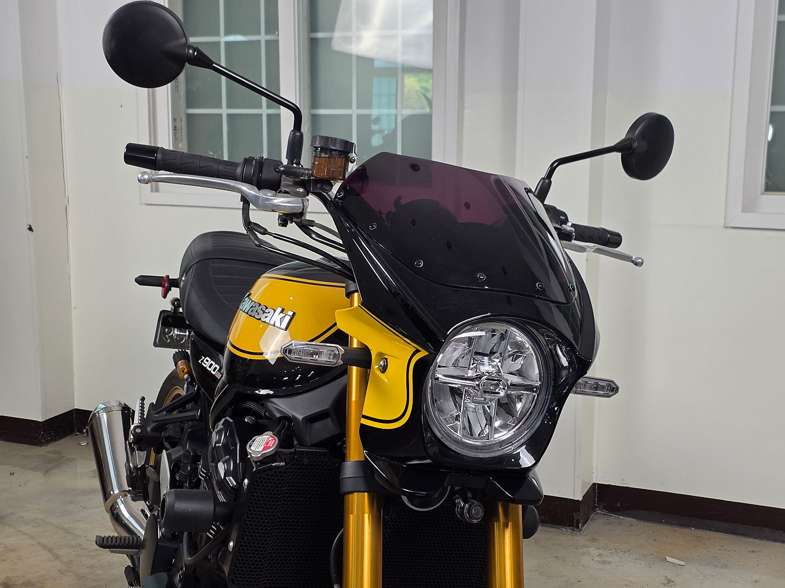2023년식 가와사키-Z900RS SE 짧은 키로수 판매 / 전국 무료배송 / 사용검사,등록대행OK