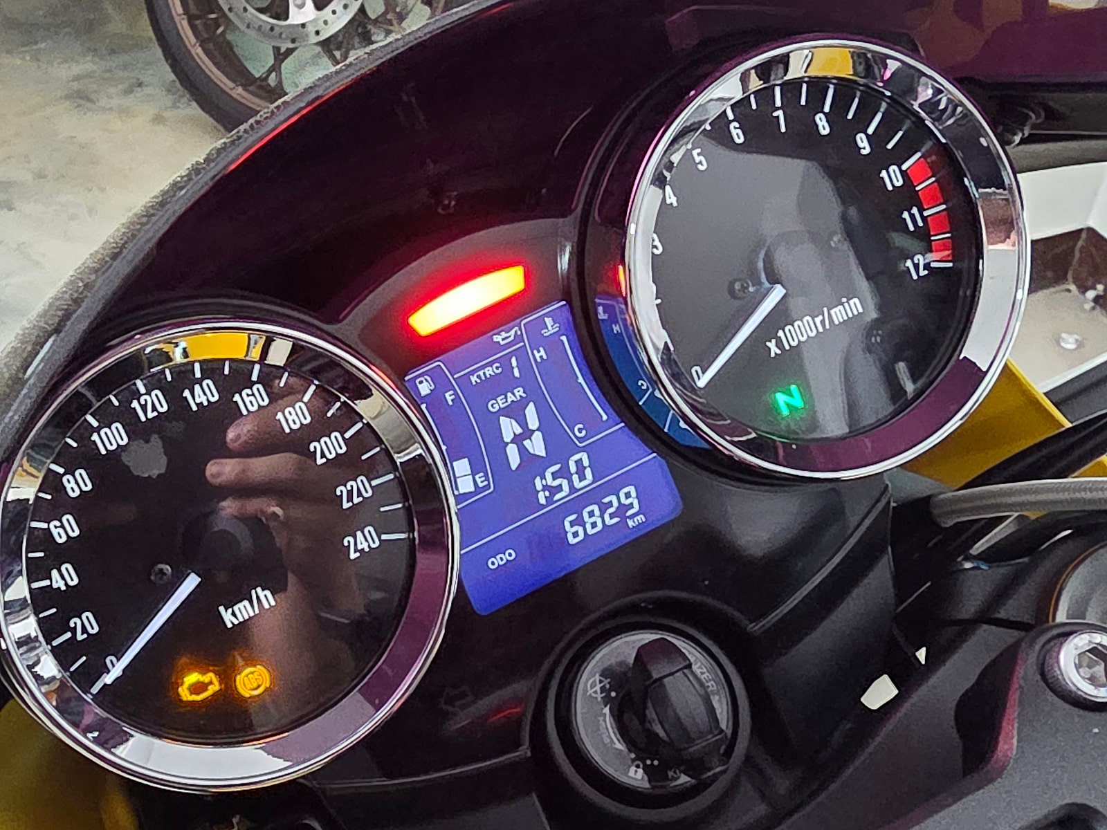 2023년식 가와사키-Z900RS SE 짧은 키로수 판매 / 전국 무료배송 / 사용검사,등록대행OK