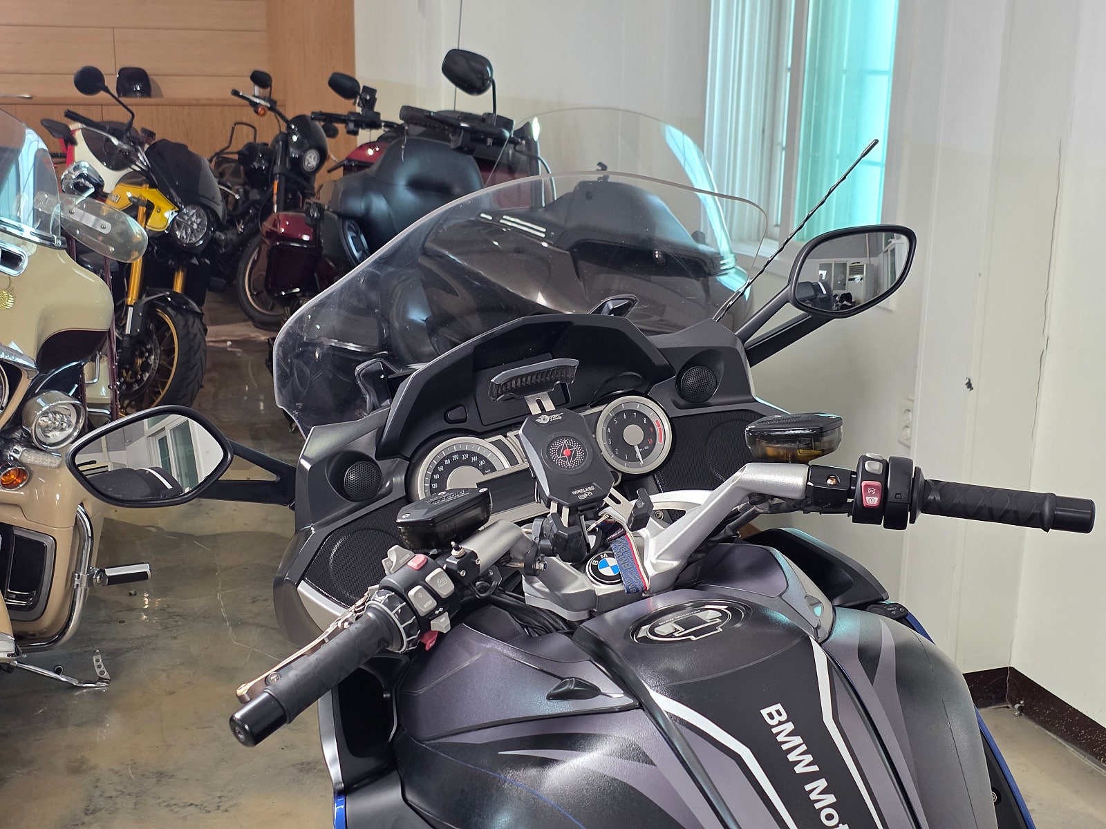 2013년식 BMW-K1600GT 깔끔한 바이크 판매 / 전국 무료배송 / 사용검사,등록대행OK