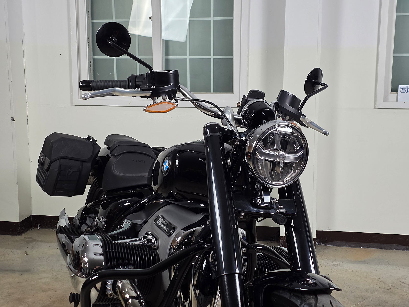 2021년식 BMW-R18 깔끔한 바이크 판매 / 전국 무료배송 / 사용검사,등록대행OK