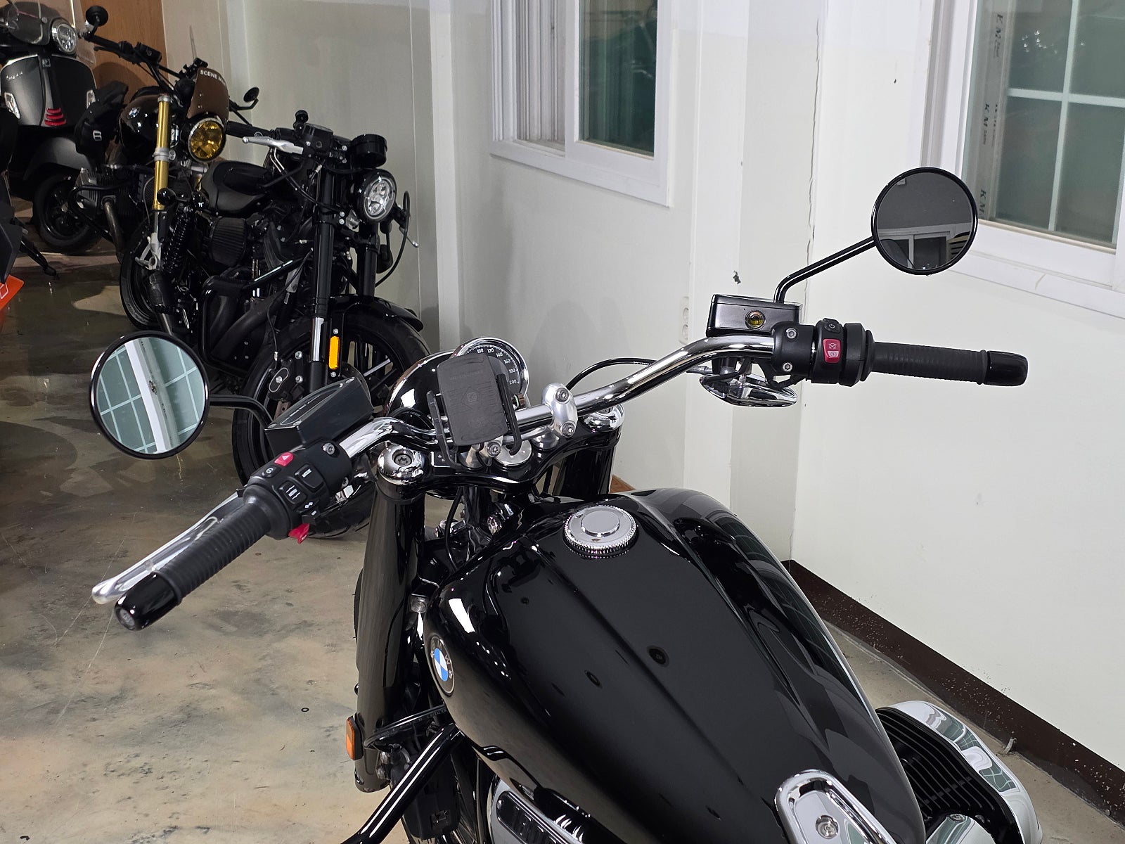 2021년식 BMW-R18 깔끔한 바이크 판매 / 전국 무료배송 / 사용검사,등록대행OK