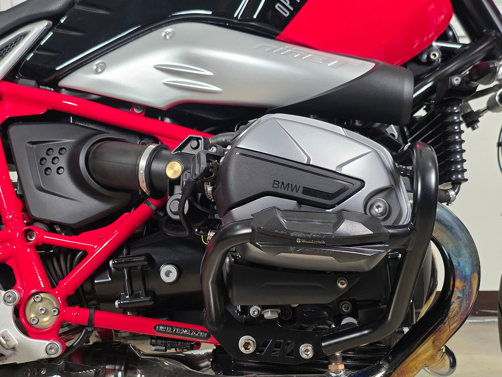 2021년식 BMW-R9T스크램블러 719옵션 짧은 키로수 판매 / 전국 무료배송 / 사용검사,등록대행OK