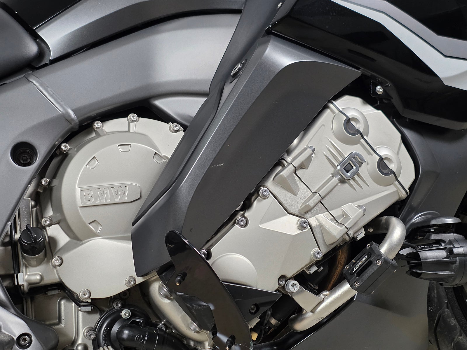 2018년식 BMW-K1600GT 짧은 키로수 깔끔한 바이크 판매 / 전국 무료배송 / 사용검사,등록대행OK