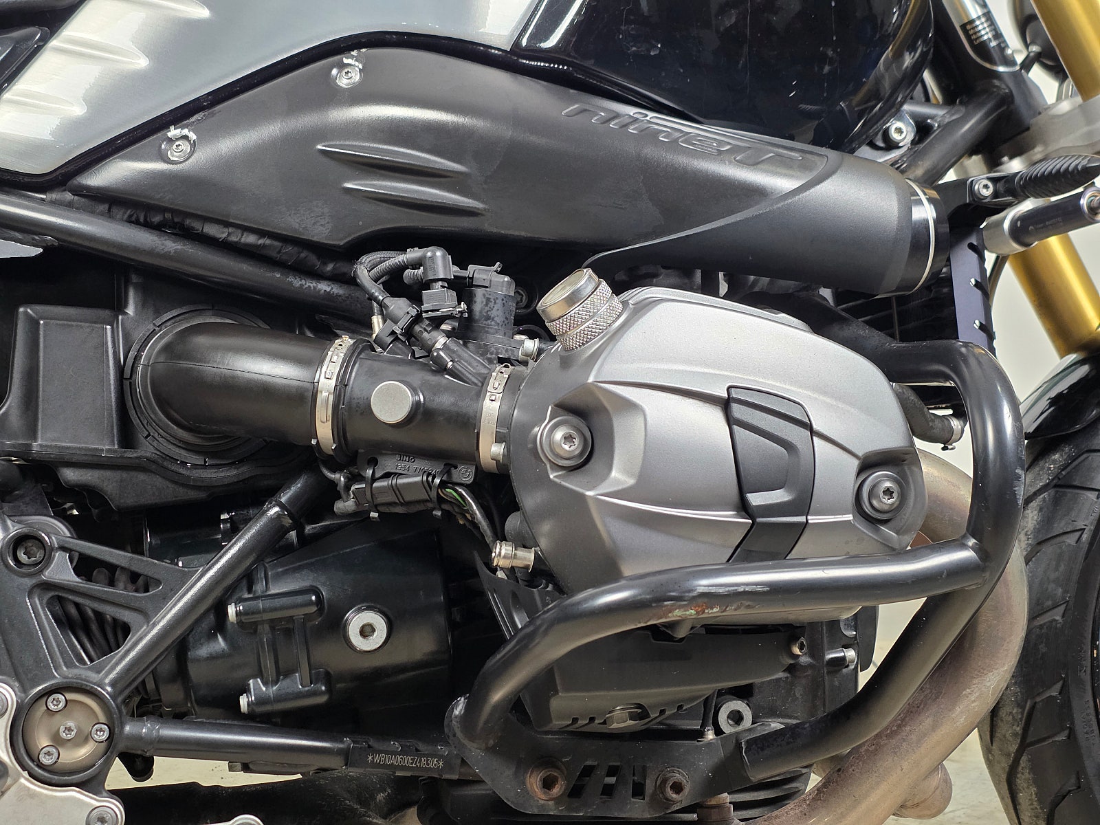 2014년식 BMW-R9T노말 깔끔한 바이크 판매 / 전국 무료배송 / 사용검사,등록대행OK