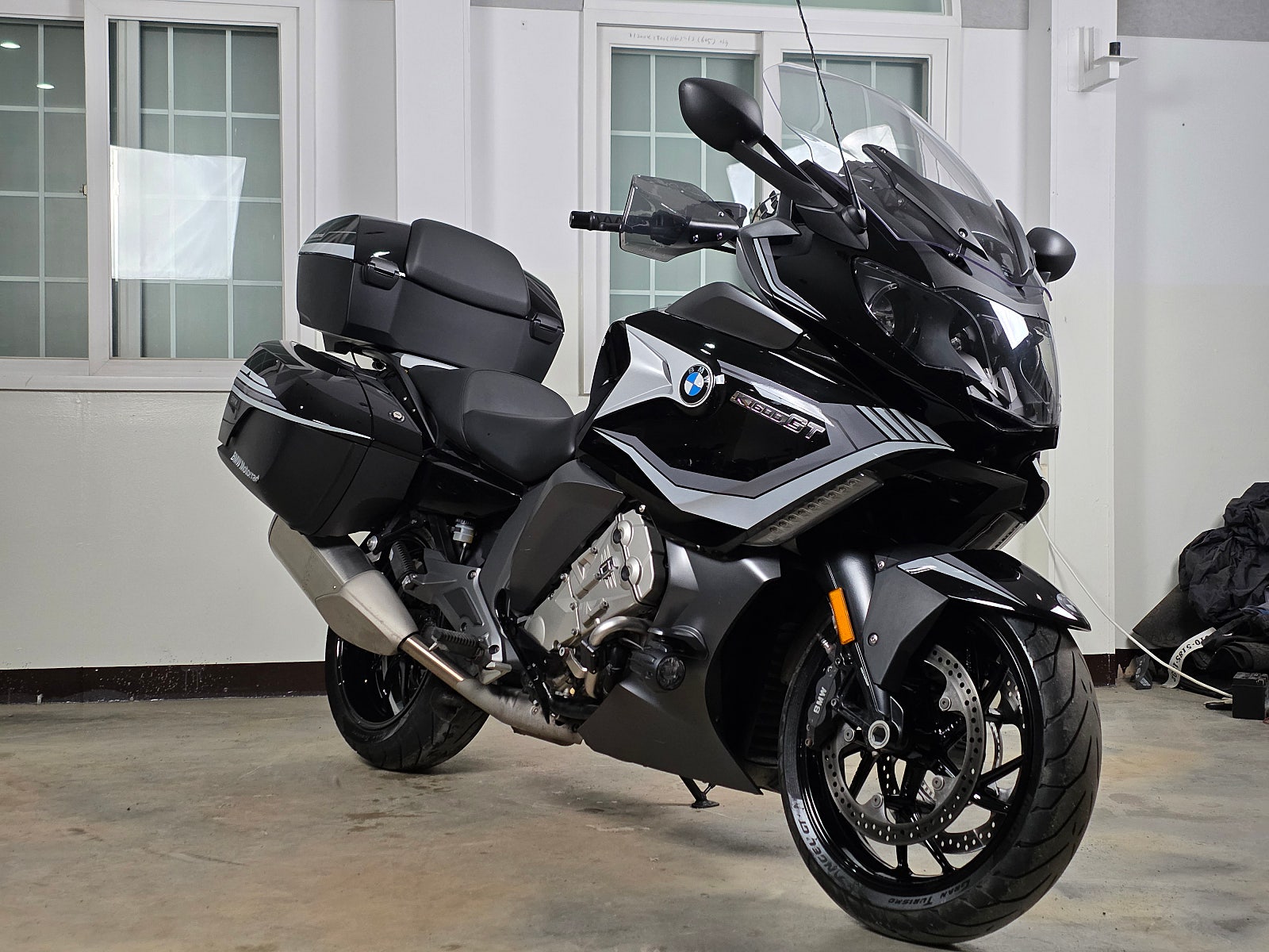 2018년식 BMW-K1600GT 짧은 키로수 깔끔한 바이크 판매 / 전국 무료배송 / 사용검사,등록대행OK