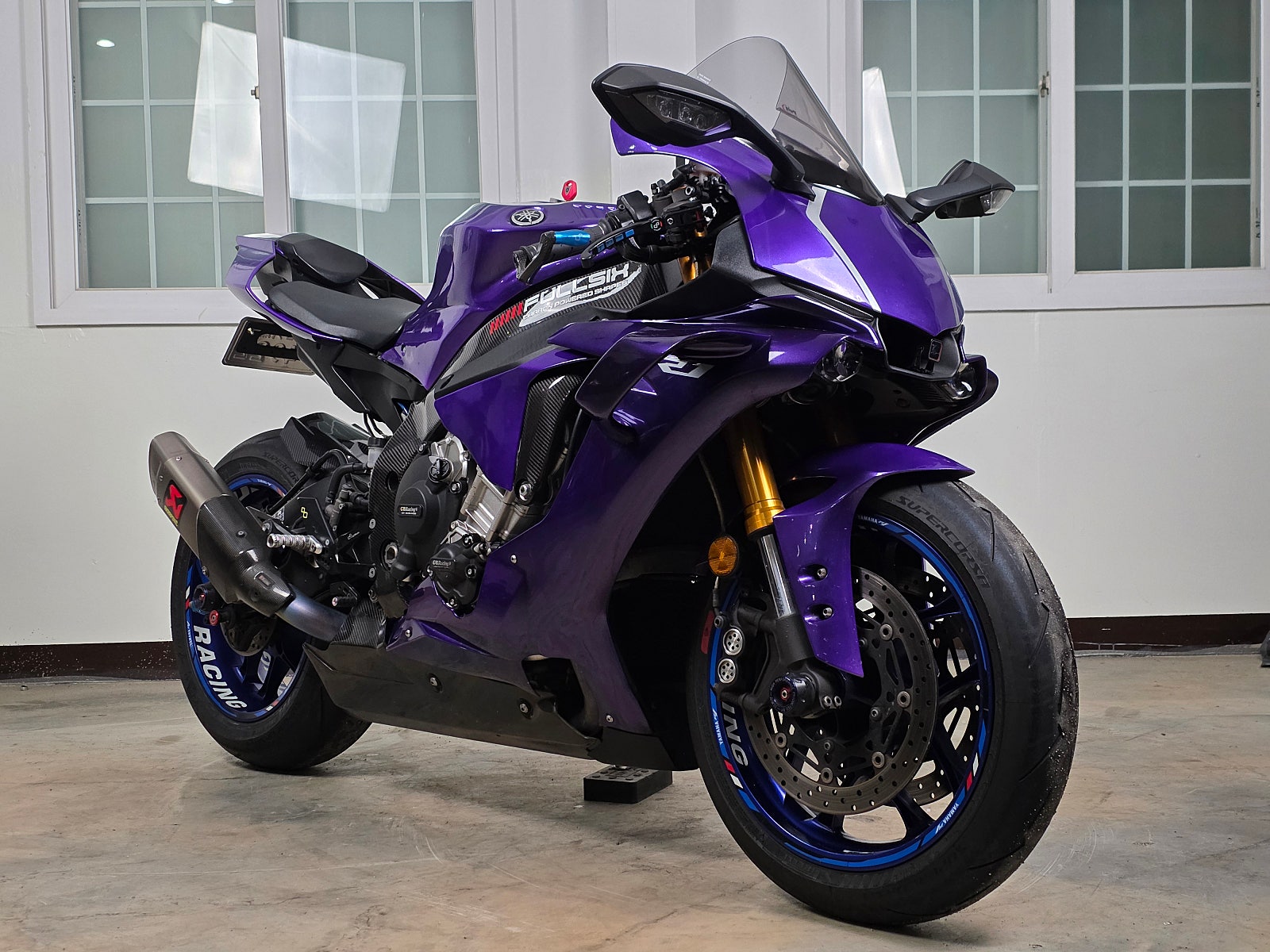 2019년식 야마하-YZF R1 깔끔한 바이크 판매 / 전국 무료배송 / 사용검사,등록대행OK
