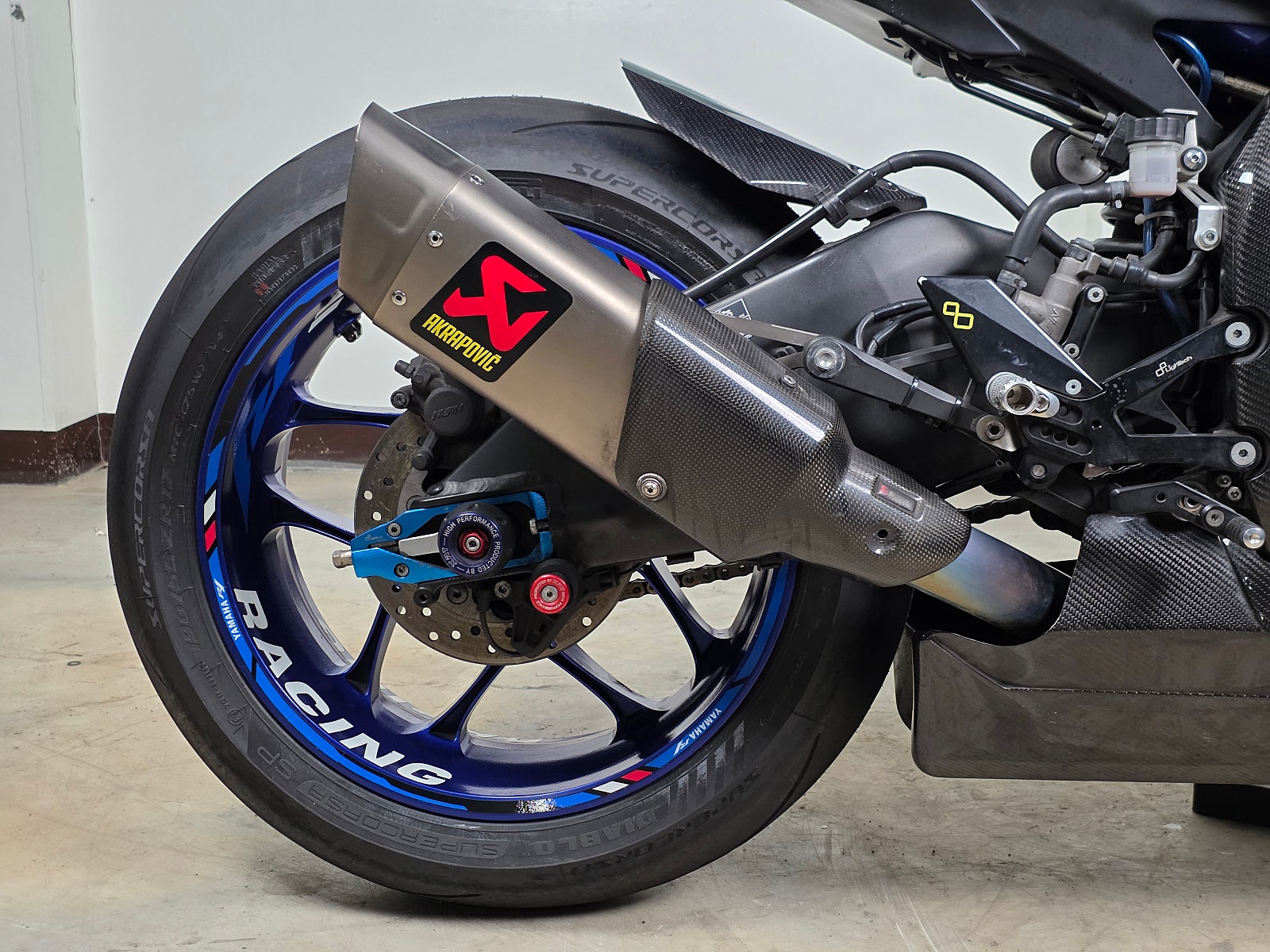 2019년식 야마하-YZF R1 깔끔한 바이크 판매 / 전국 무료배송 / 사용검사,등록대행OK