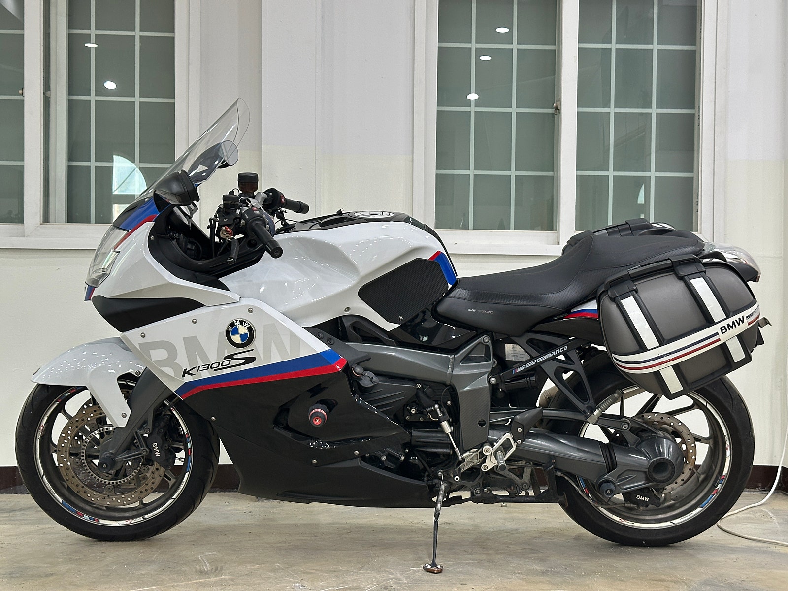 2016년식 BMW-K1300S 깔끔한 바이크 판매 / 전국 무료배송 / 사용검사,등록대행OK