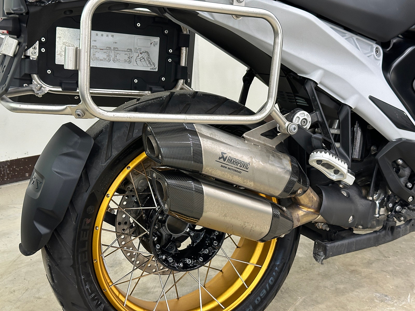 2024년식 BMW-R1300GS 깔끔한 풀옵션 바이크 판매 / 전국 무료배송 / 사용검사,등록대행OK